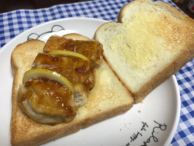 TOMO'sキッチン　チキンサンド　はちみつレモン風味