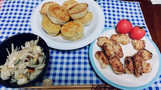 TOMO'sキッチン　☆キノコと山菜の炊き込みご飯  ☆塩麹漬けの鶏肉のから揚げ  ☆レンコンの肉詰め＆はさみ揚げ