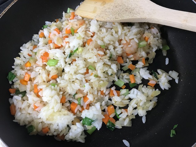 TOMO'sキッチン ☆エビピラフ 手順6
