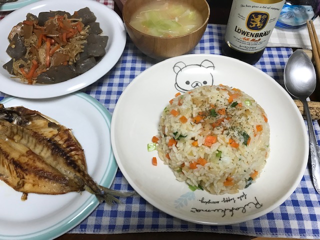 TOMO'sキッチン☆エビピラフ ☆アジの開き ☆こんにゃくのきんぴら ☆お味噌汁