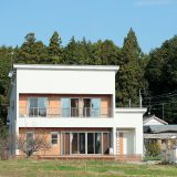 見て、聞いて、勉強して。”間違いのないこだわり”が詰まったシンプル空間
