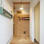 玄関の棚はご主人のDIY