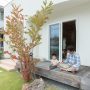 春になると、ウッドデッキに腰をかけ桜並木を眺めるのが楽しみだそう