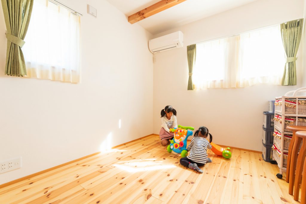 無垢の床は本当に気持ちがいい