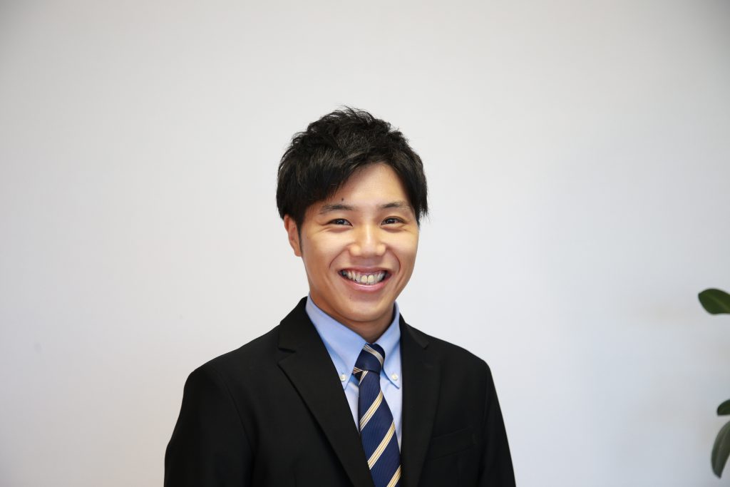 内田 詠士