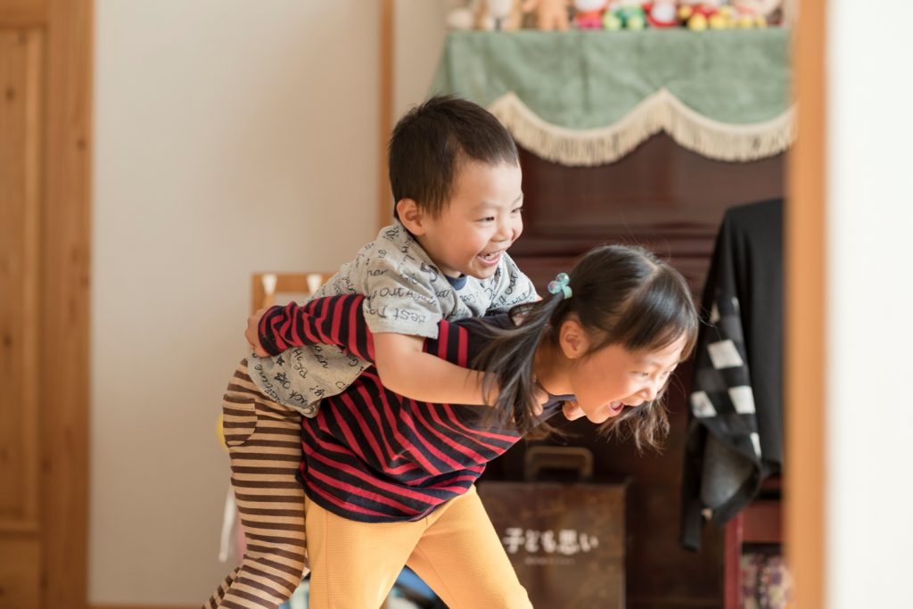 無垢フローリングの床は本当に気持ちが良いです！