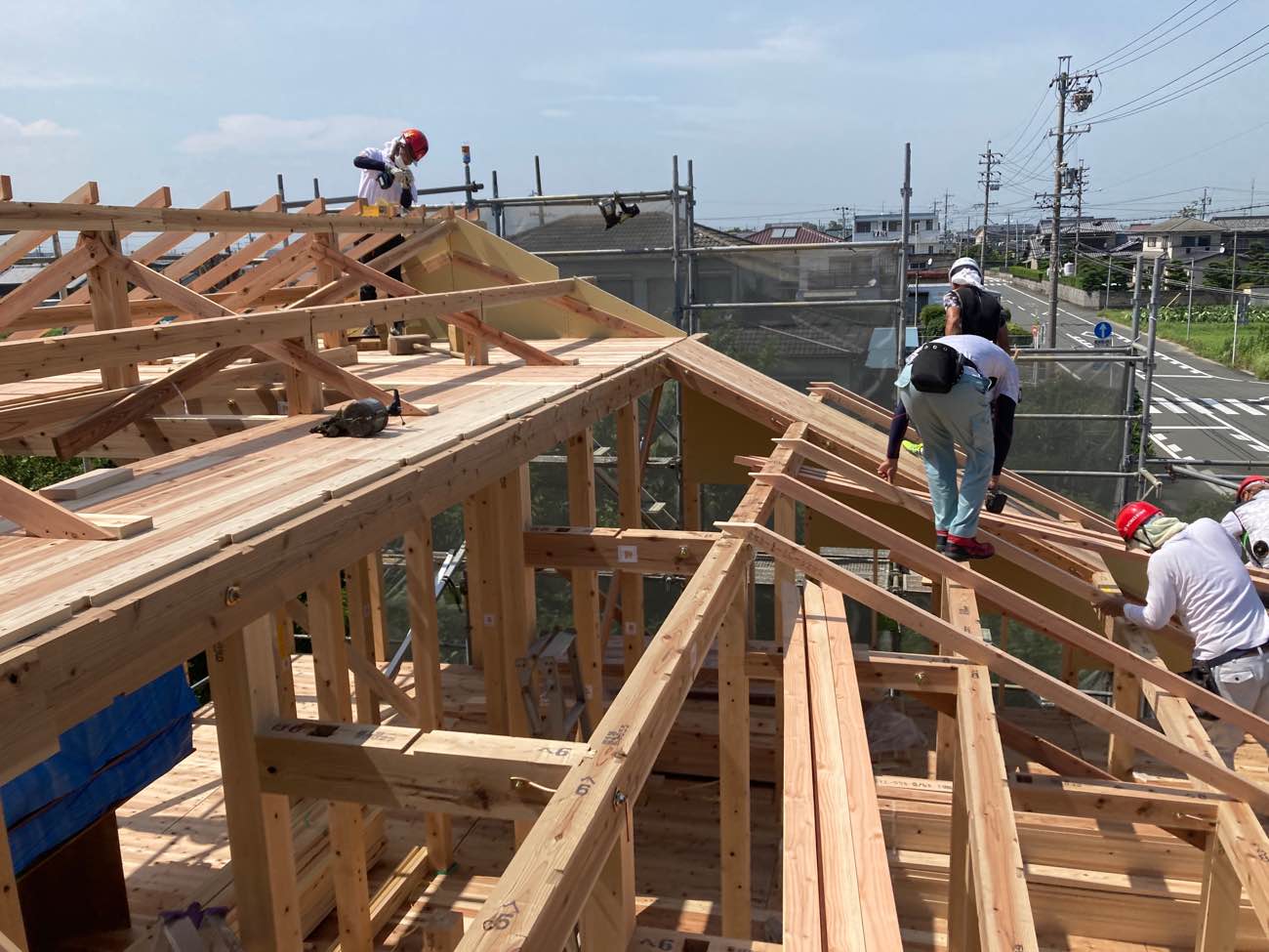 木造住宅新築工事上棟の屋根組