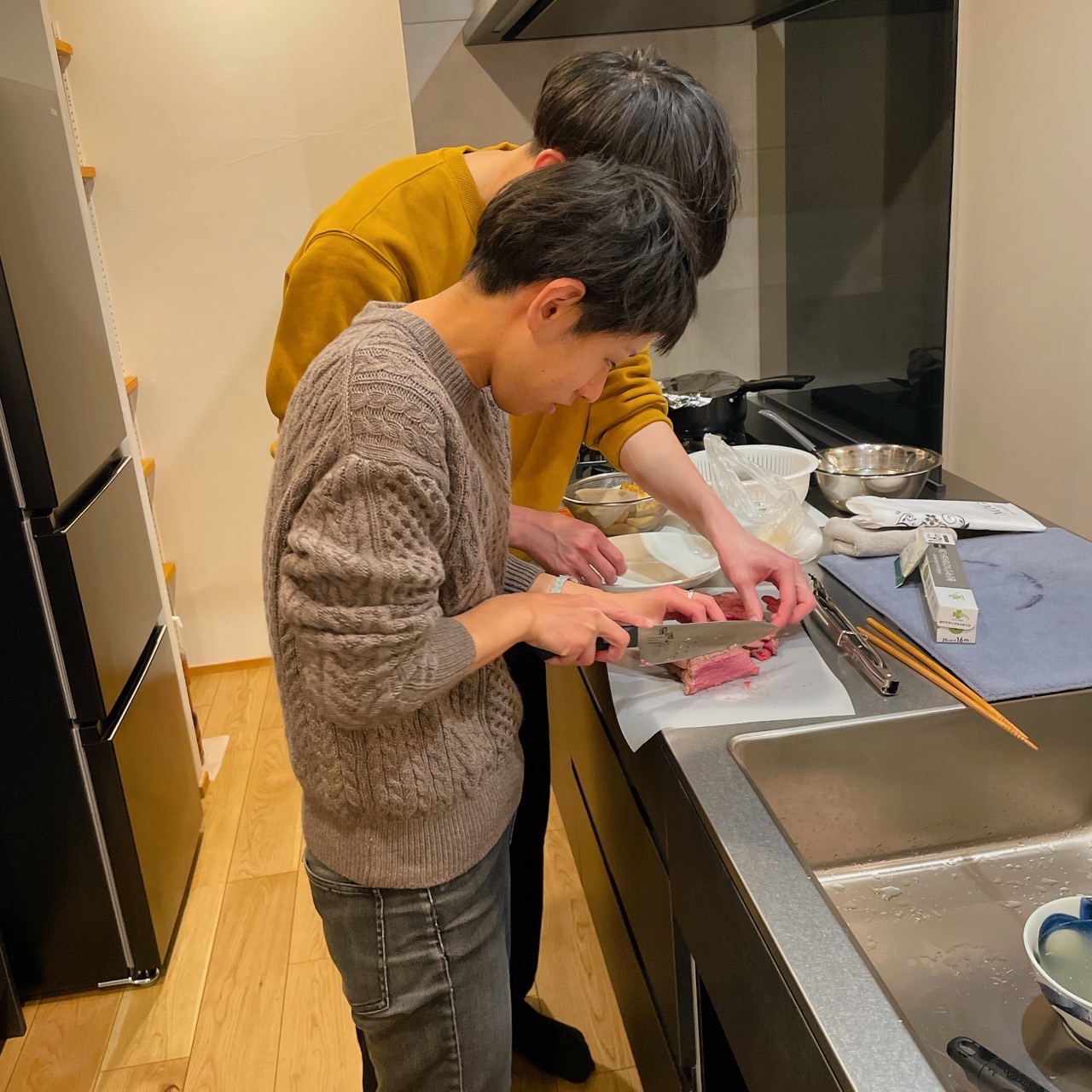 武内さんローストビーフに入刀の様子