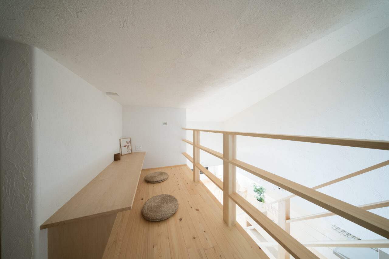 ほんのり籠れる秘密基地のような書斎