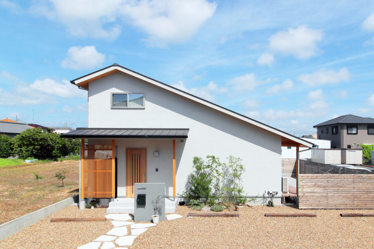 大屋根が包み込む 37坪和モダンの家<br>木の香りに心ほどける暮らしの見学会