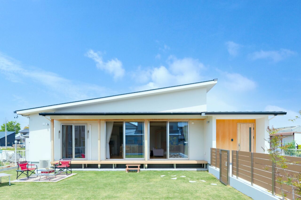 平屋暮らしの見学会<br>のびのびと自然を感じる35坪の家